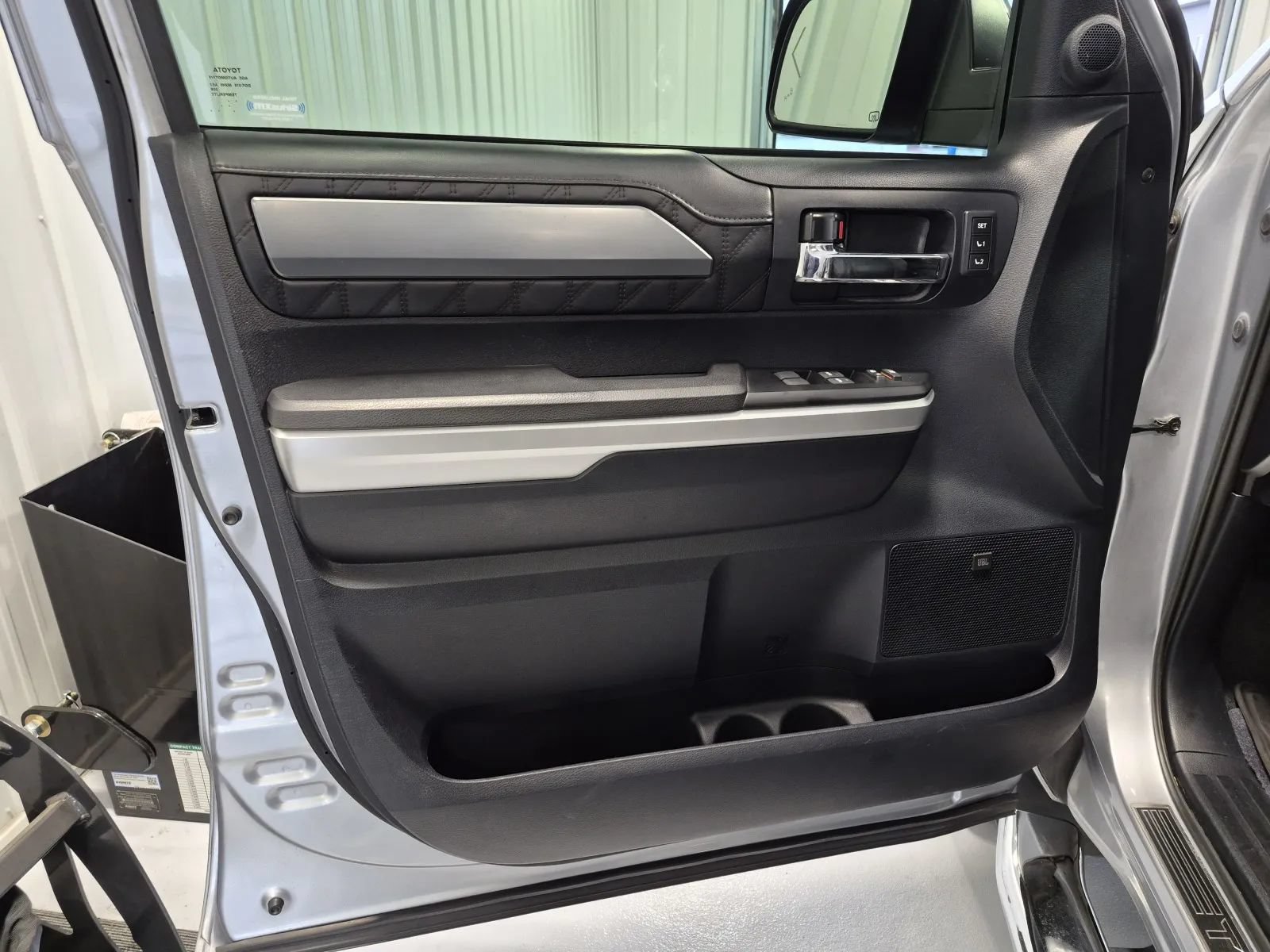 Used 2014 Toyota Tundra Platinum RWD image 8