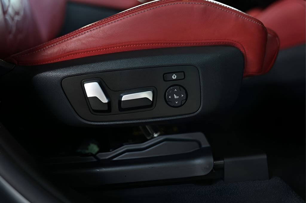 Used 2020 BMW X4 M w/ Executive Package image 76