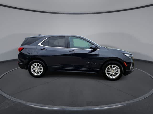 Used 2022 Chevrolet Equinox LT FWD image 9