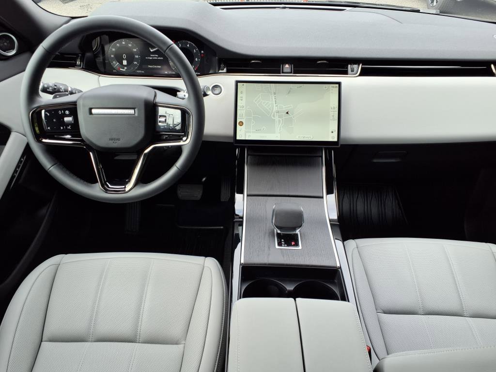 Certified 2026 Land Rover Range Rover Evoque S image 4