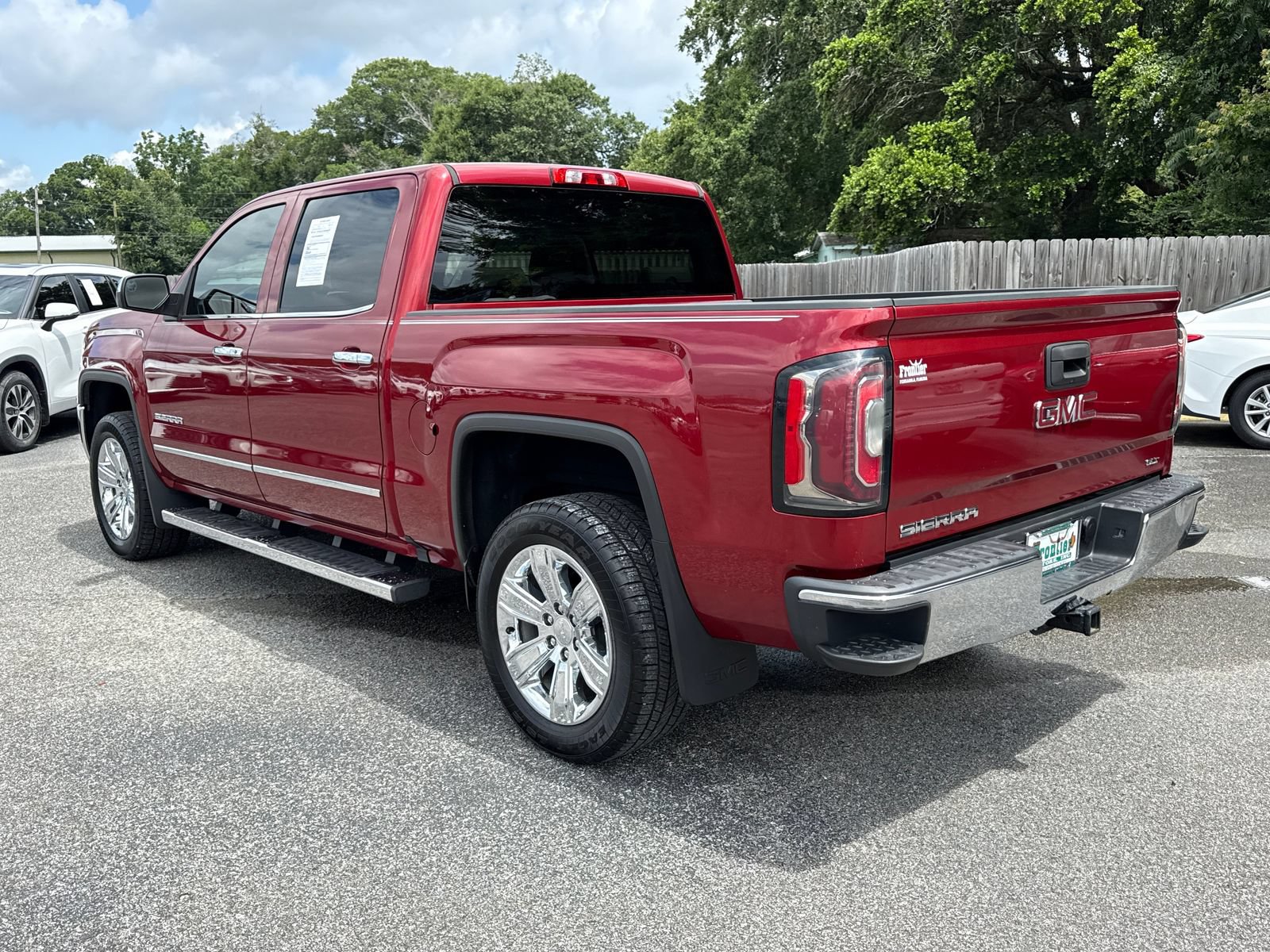 Used 2018 GMC Sierra 1500 SLT w/ SLT Premium Package RWD image 5