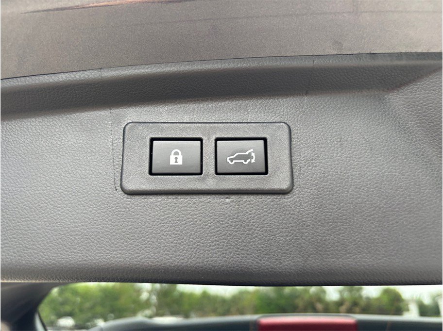 Used 2025 Subaru Outback Wilderness AWD/4WD image 47