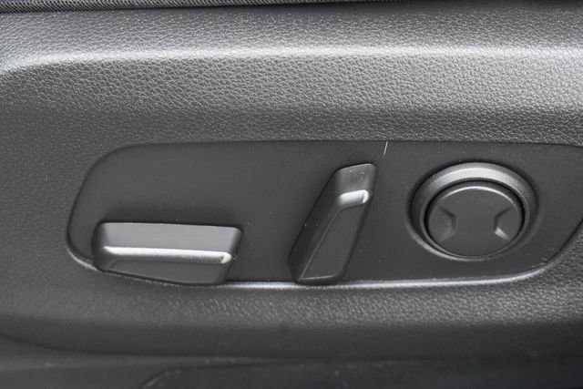 Certified 2024 Kia Carnival LX image 20