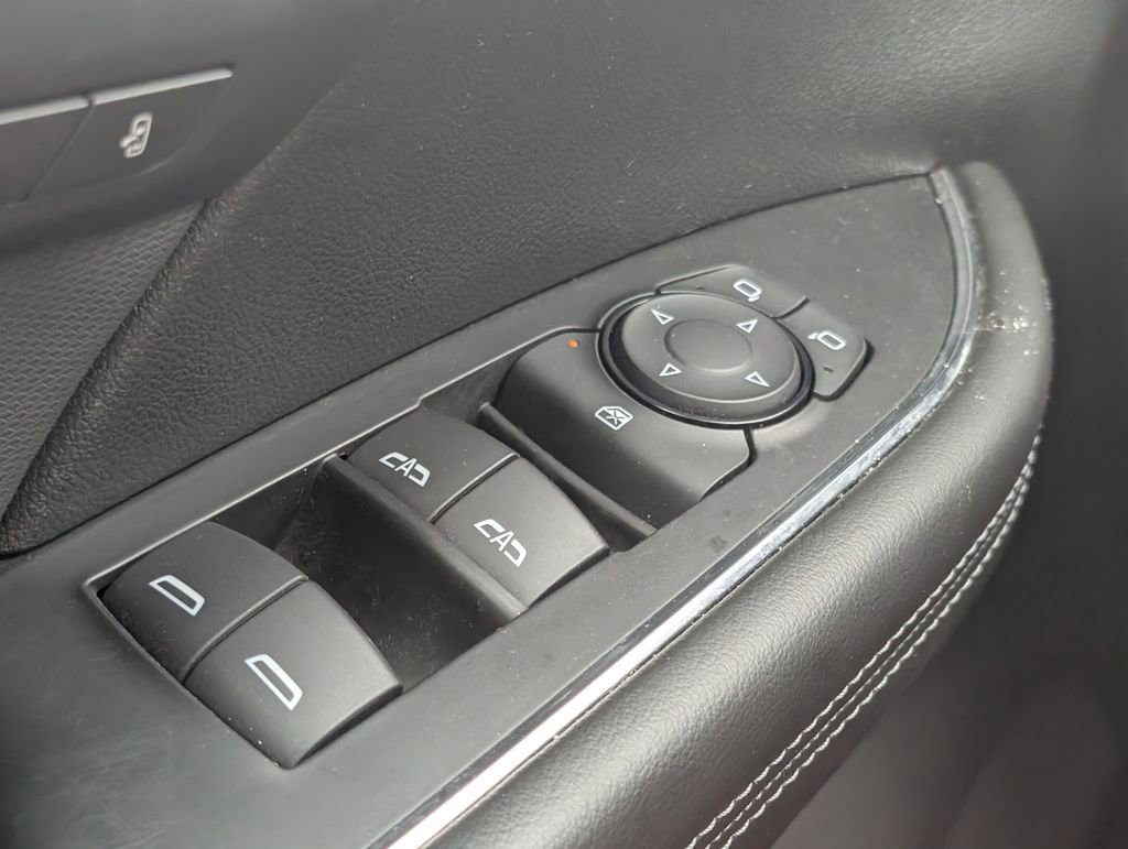 Used 2025 Buick Envision Preferred image 14