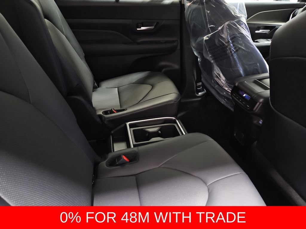 New 2026 Toyota Grand Highlander AWD Hybrid image 25