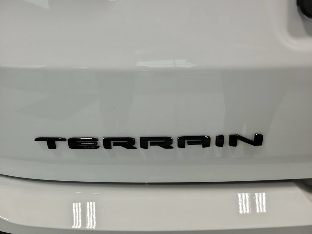 Used 2023 GMC Terrain SLE w/ Driver Convenience Package AWD/4WD image 13