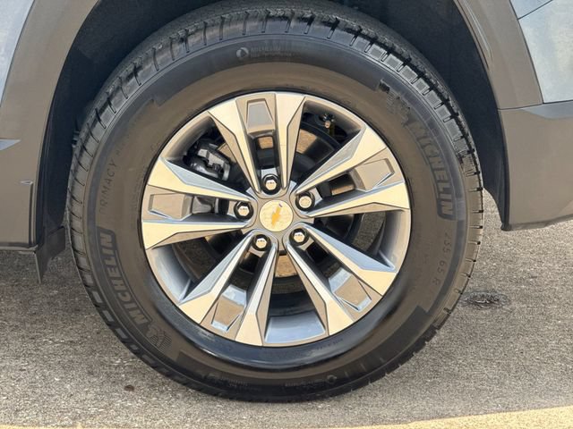 Used 2025 Chevrolet Equinox LT AWD/4WD image 32