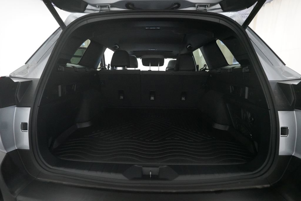 Certified 2026 Subaru Outback Limited AWD/4WD image 10
