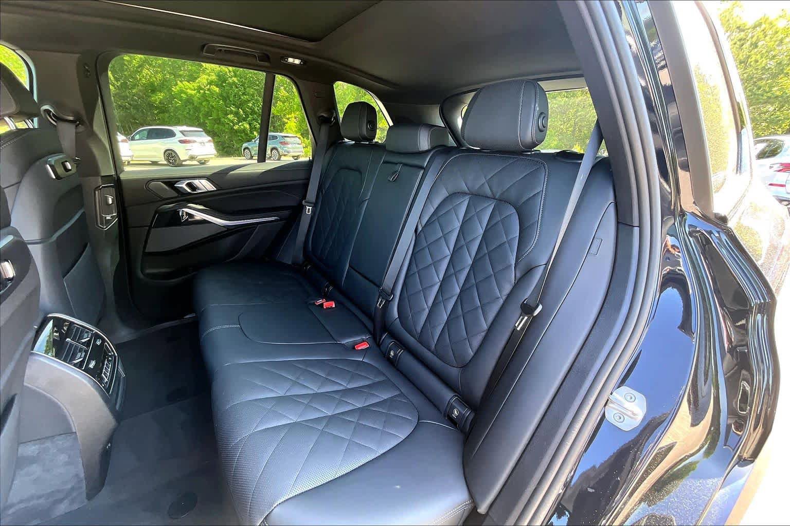 Certified 2026 BMW X5 sDrive40i w/ M Sport Package RWD image 21