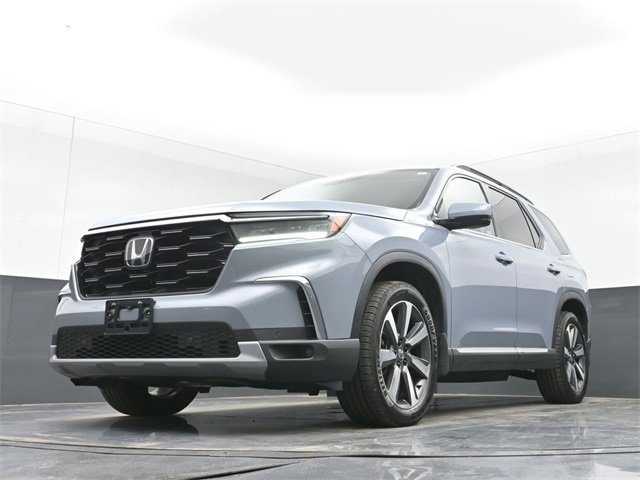 Used 2023 Honda Pilot Touring image 40