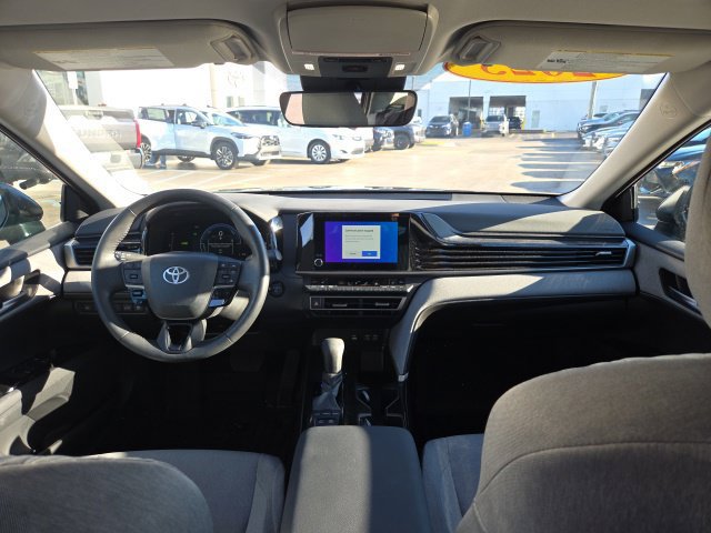 Used 2025 Toyota Camry LE w/ Convenience Package AWD/4WD image 23