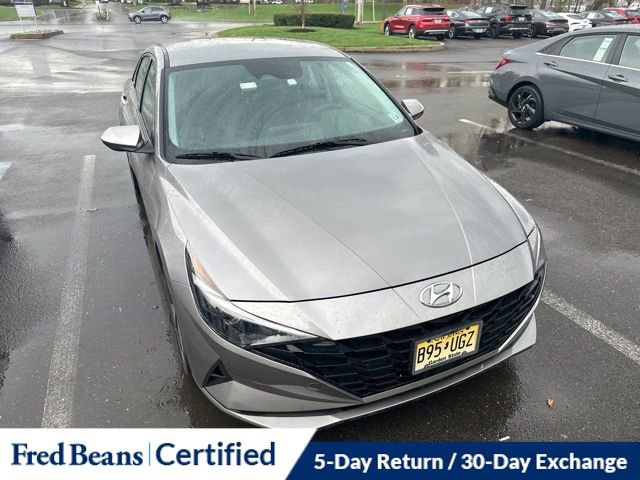 Used 2023 Hyundai Elantra SEL w/ Convenience Package image 17