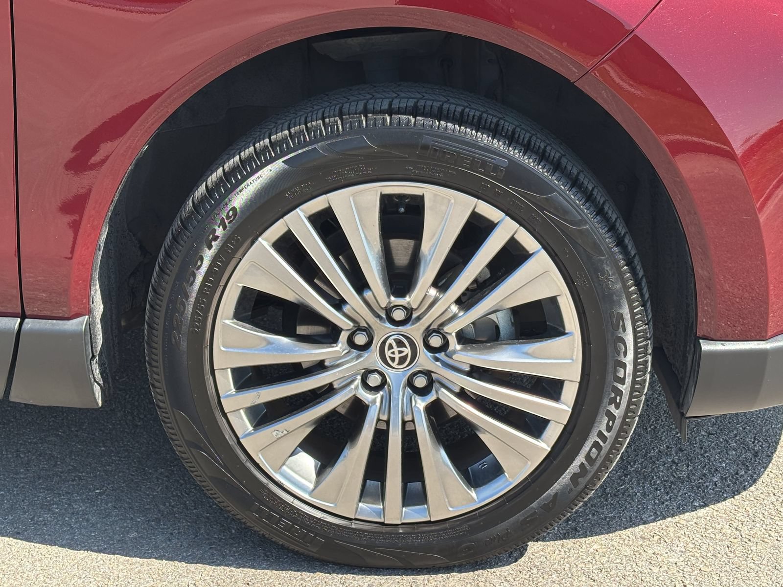 Used 2021 Toyota Venza XLE w/ Softex Package AWD/4WD image 27