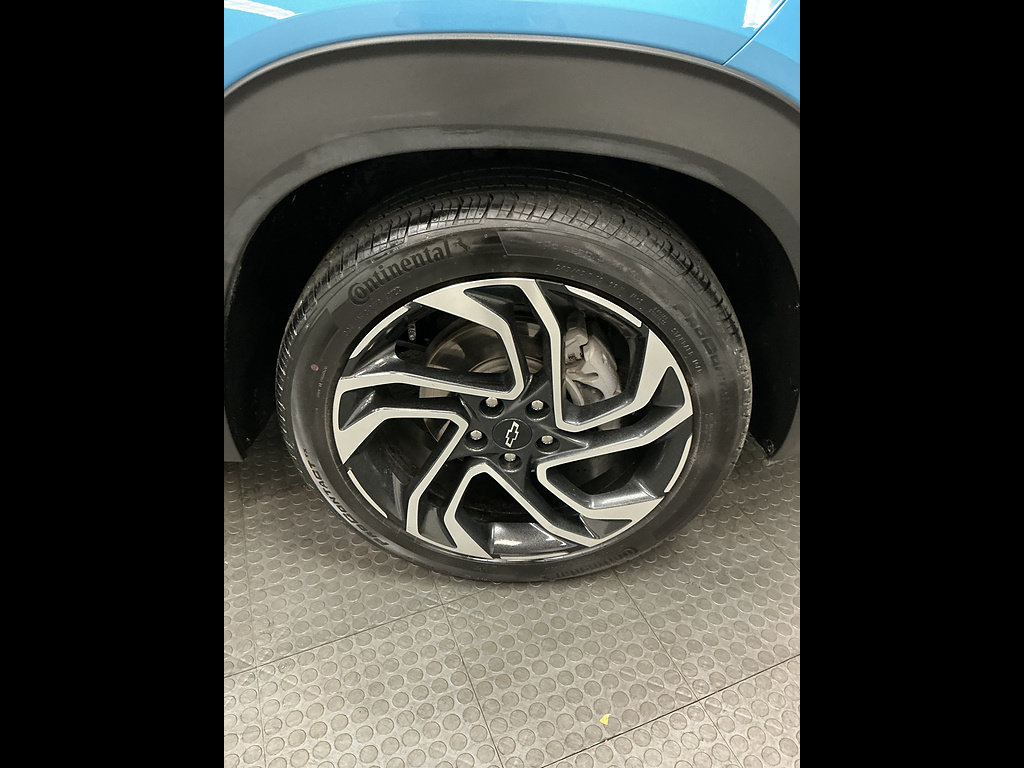Used 2025 Chevrolet TrailBlazer RS w/ Convenience Package FWD image 38