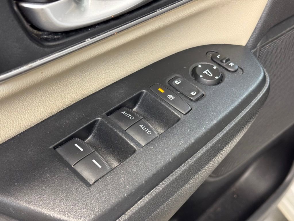 Used 2019 Honda CR-V EX-L image 10