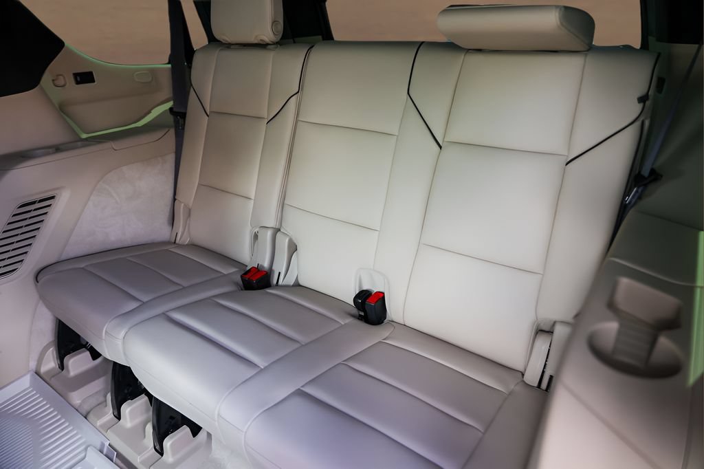Certified 2023 Cadillac Escalade Premium Luxury w/ Performance Package AWD/4WD image 26