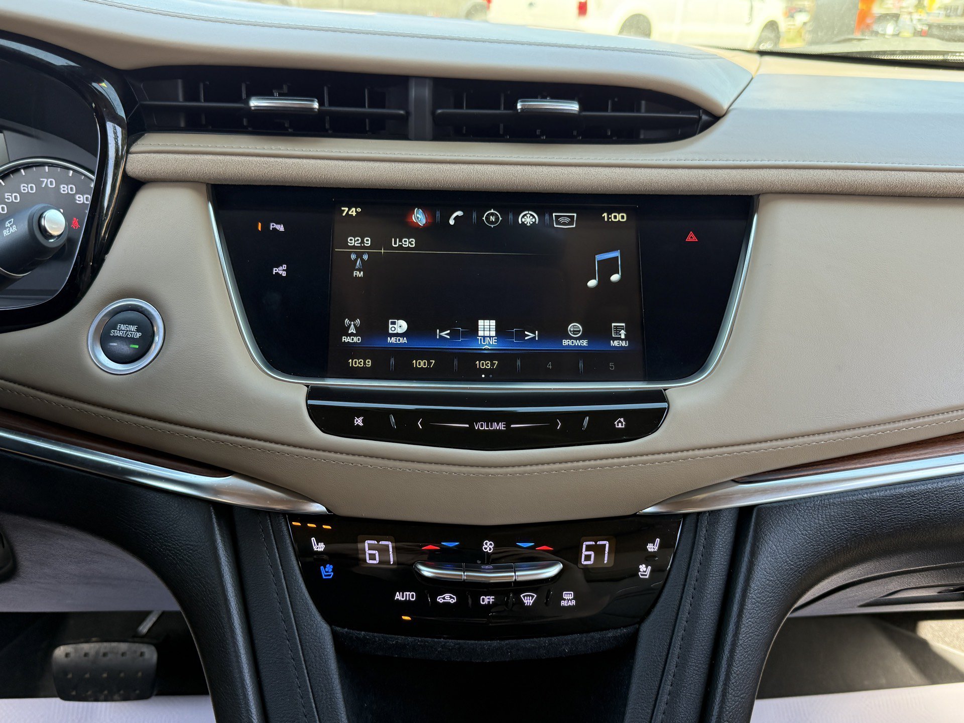 Used 2019 Cadillac XT5 Platinum AWD/4WD image 13