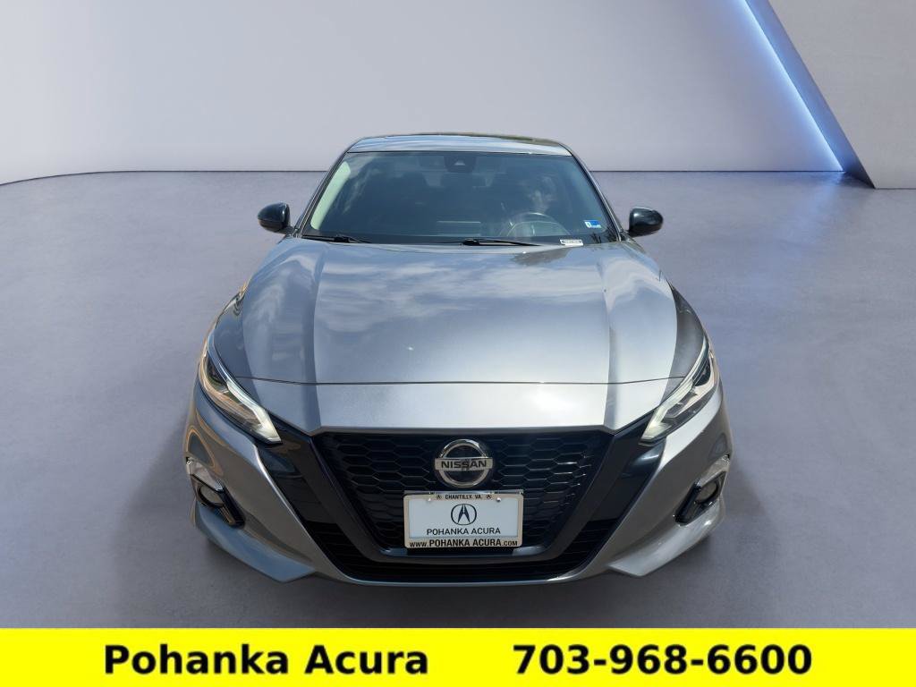 Used 2022 Nissan Altima 2.5 SR w/ Midnight Edition Package AWD/4WD image 2