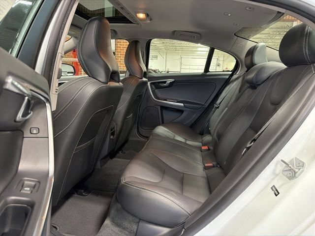 Used 2018 Volvo S60 T5 Dynamic w/ Vision Package AWD/4WD image 31