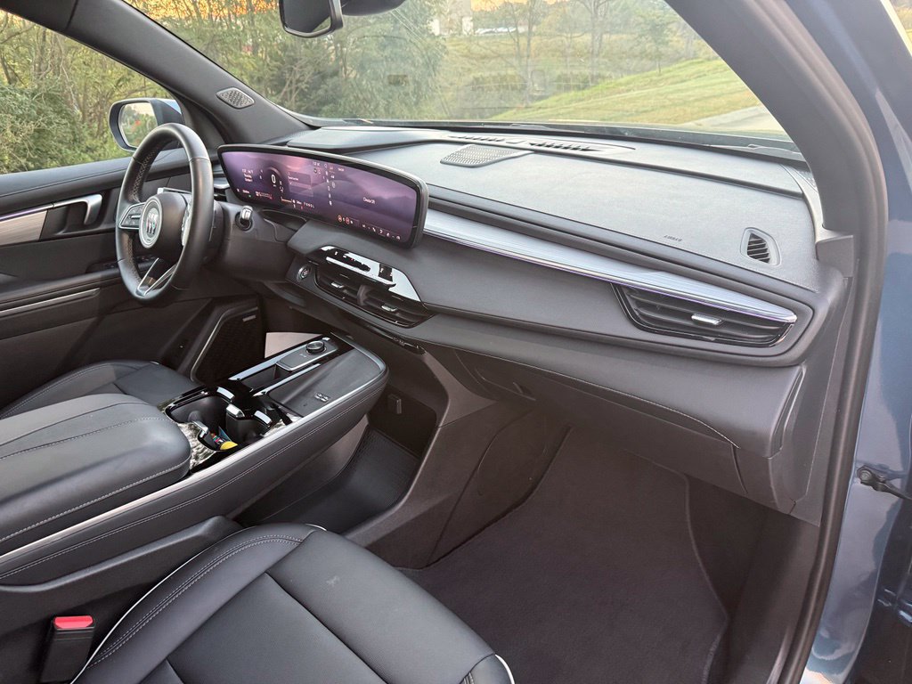 Used 2026 Buick Enclave Preferred FWD image 26