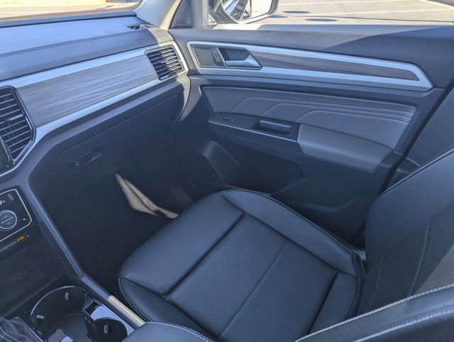 Used 2022 Volkswagen Atlas SEL image 17