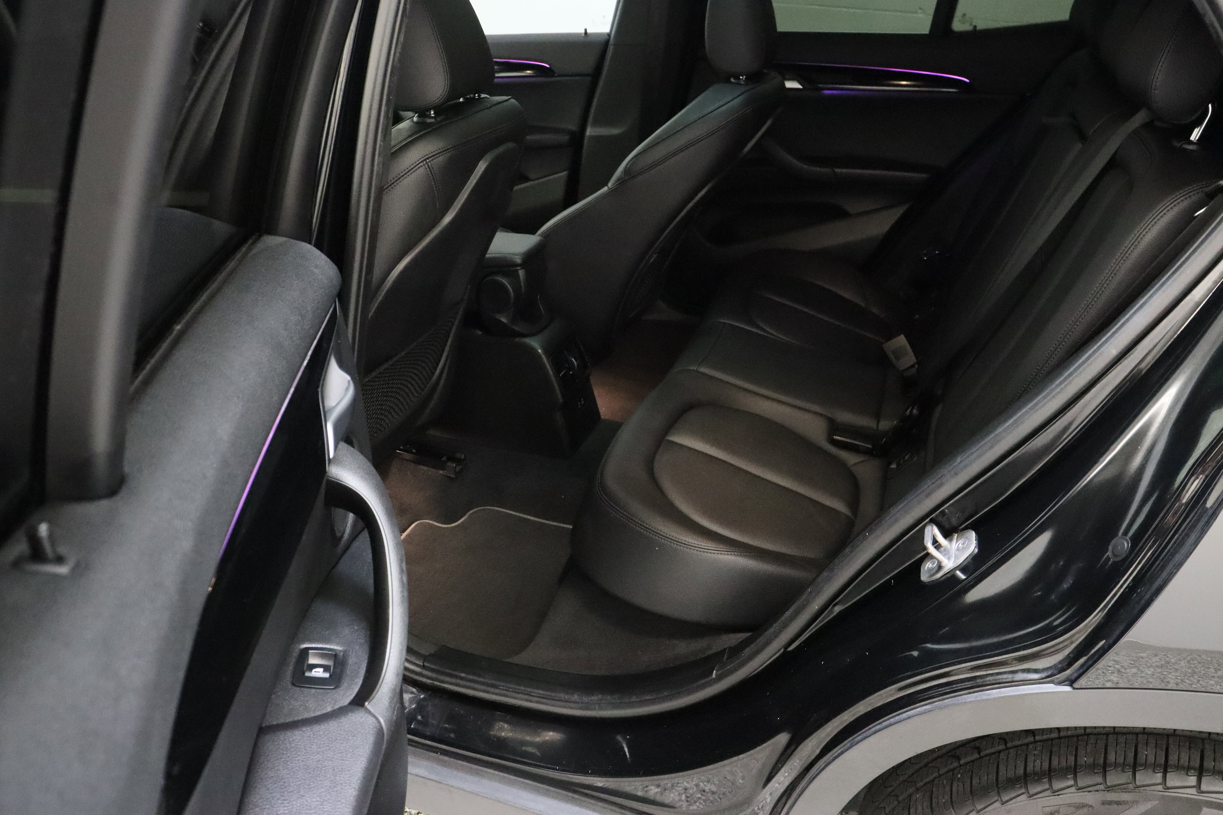 Used 2022 BMW X2 xDrive28i w/ Convenience Package AWD/4WD image 31