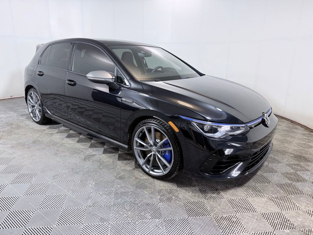 Used 2024 Volkswagen Golf R image 9