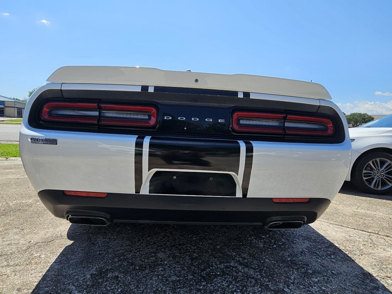 Used 2018 Dodge Challenger SXT RWD image 14