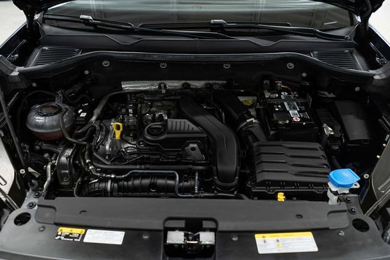 Used 2023 Volkswagen Taos SE image 35