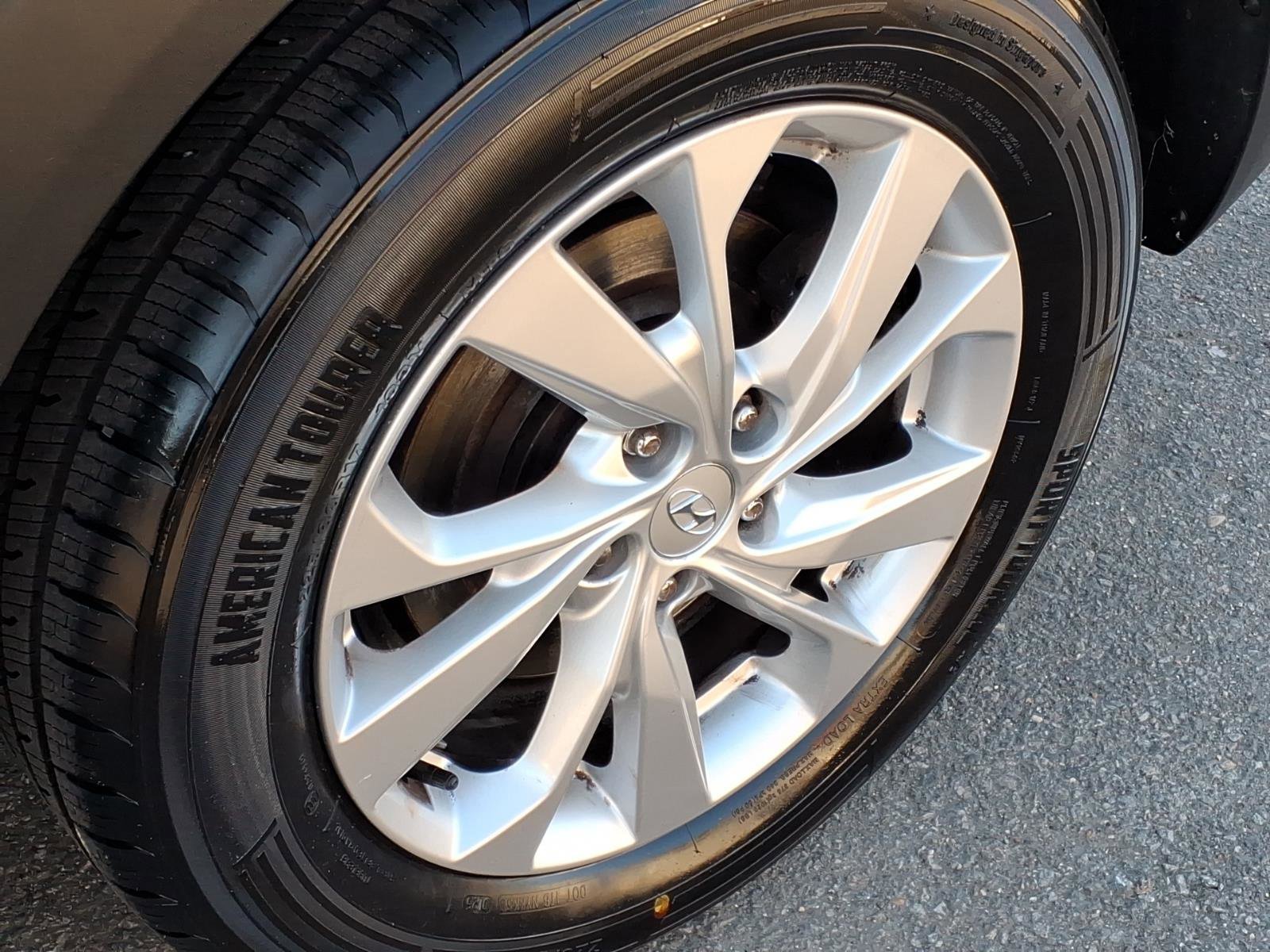 Used 2019 Hyundai Tucson SE AWD/4WD image 12