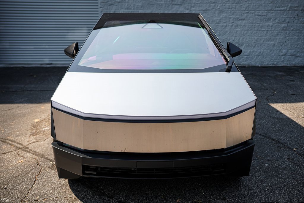 Used 2025 Tesla Cybertruck AWD Crew Cab image 5