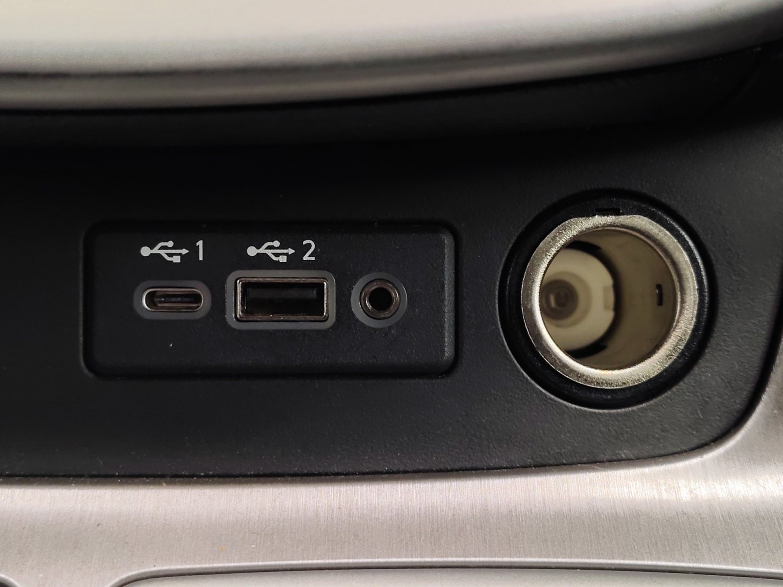Used 2020 Nissan Murano SV FWD image 20