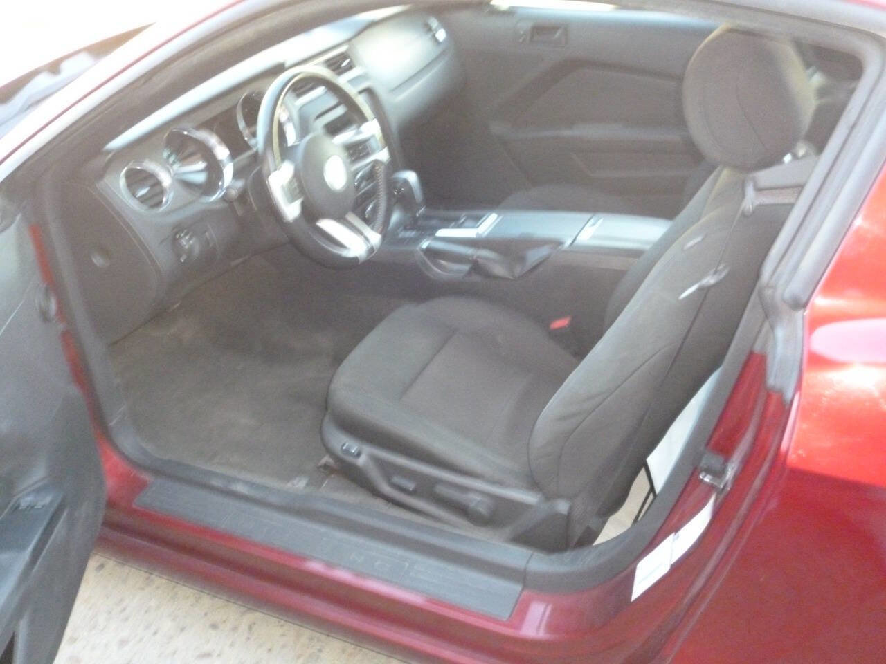 Used 2014 Ford Mustang V6 2dr Fastback w/ Equipment Group 102A image 5