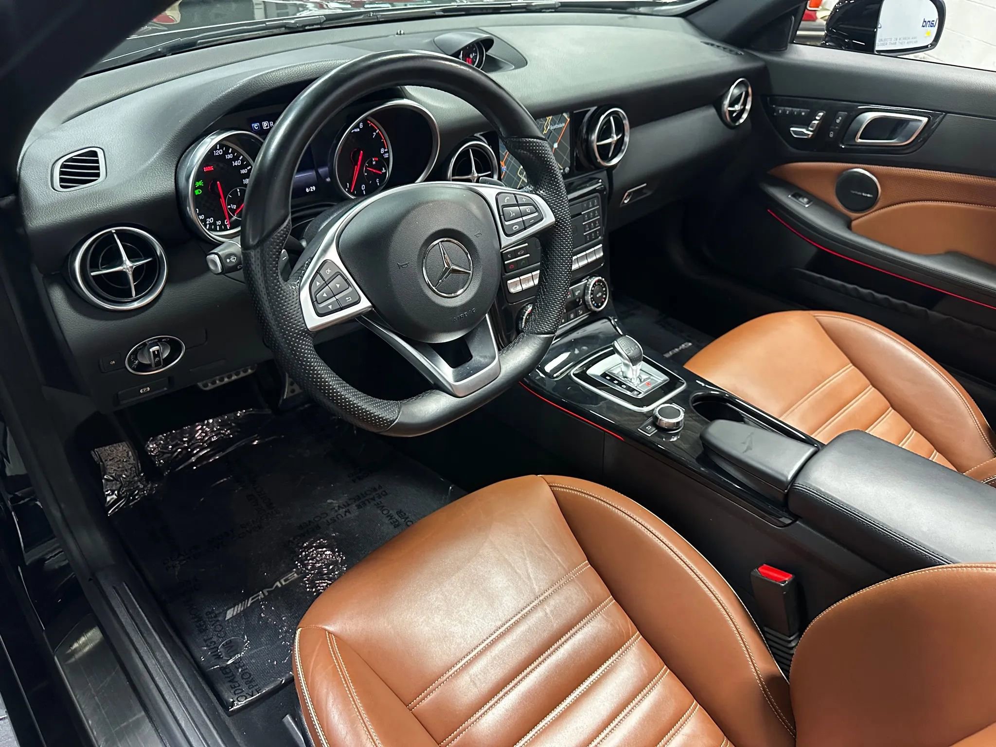 Used 2017 Mercedes-Benz SLC 43 AMG SLC 43 Roadster 2D image 10