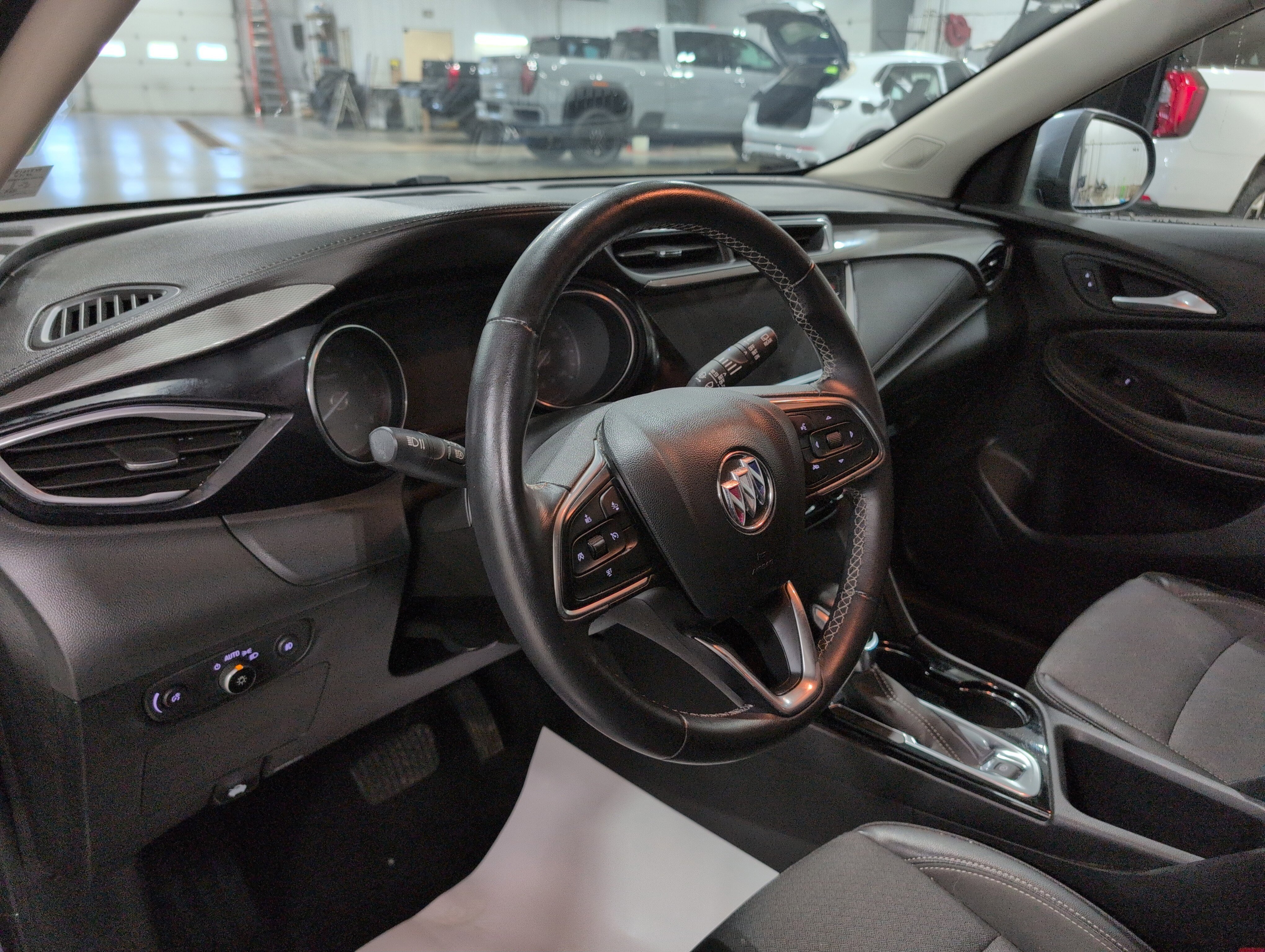 Used 2021 Buick Encore GX Select image 9