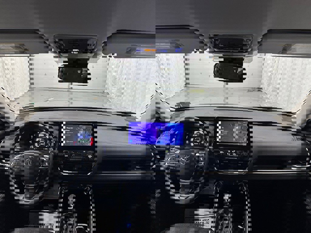 Used 2025 Toyota Grand Highlander AWD image 43