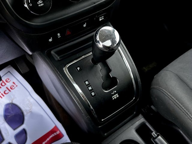 Used 2014 Jeep Patriot Latitude w/ Sun/Sound Group image 39