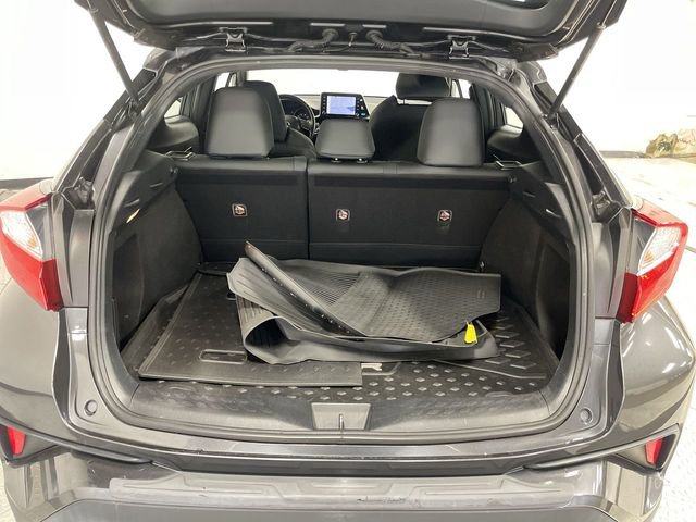 Used 2019 Toyota C-HR Limited image 25