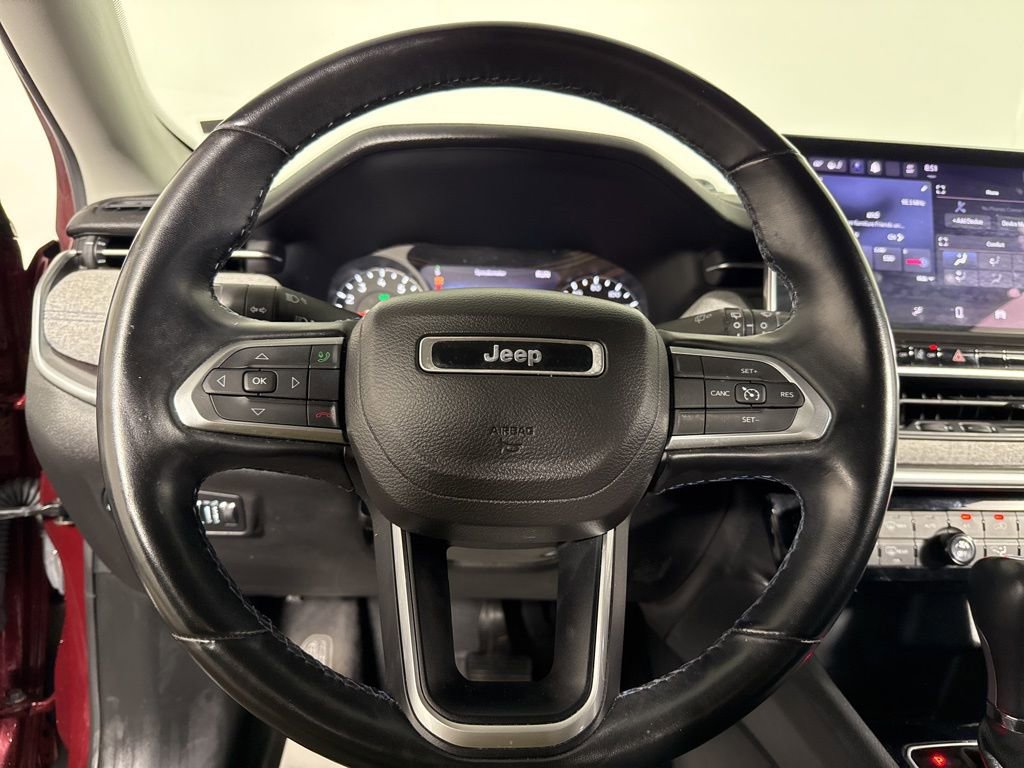 Used 2022 Jeep Compass Latitude w/ Sun and Sound Group image 29