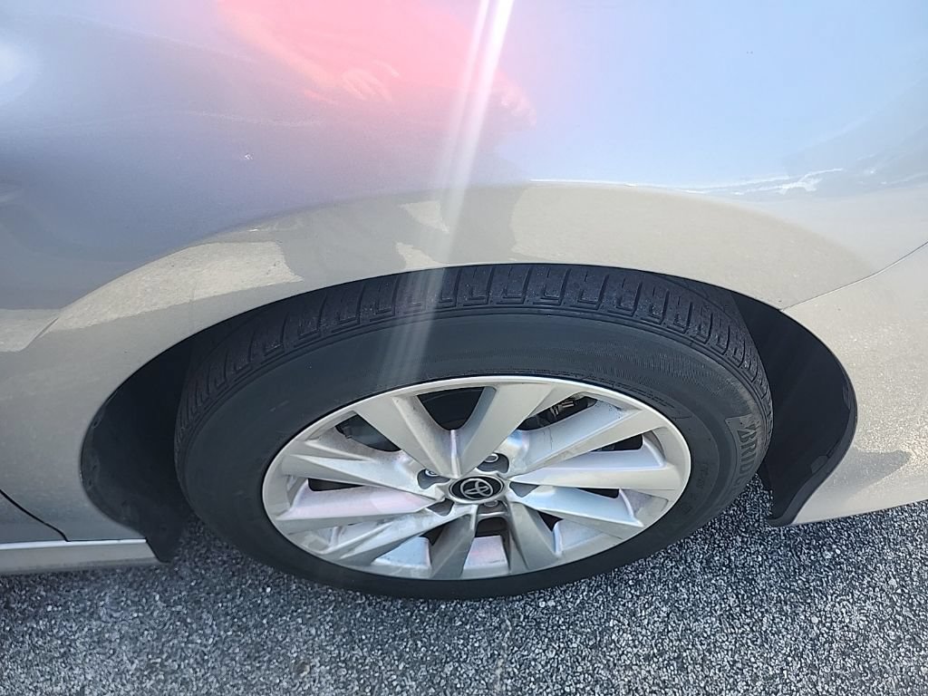 Used 2023 Toyota Camry LE FWD image 18