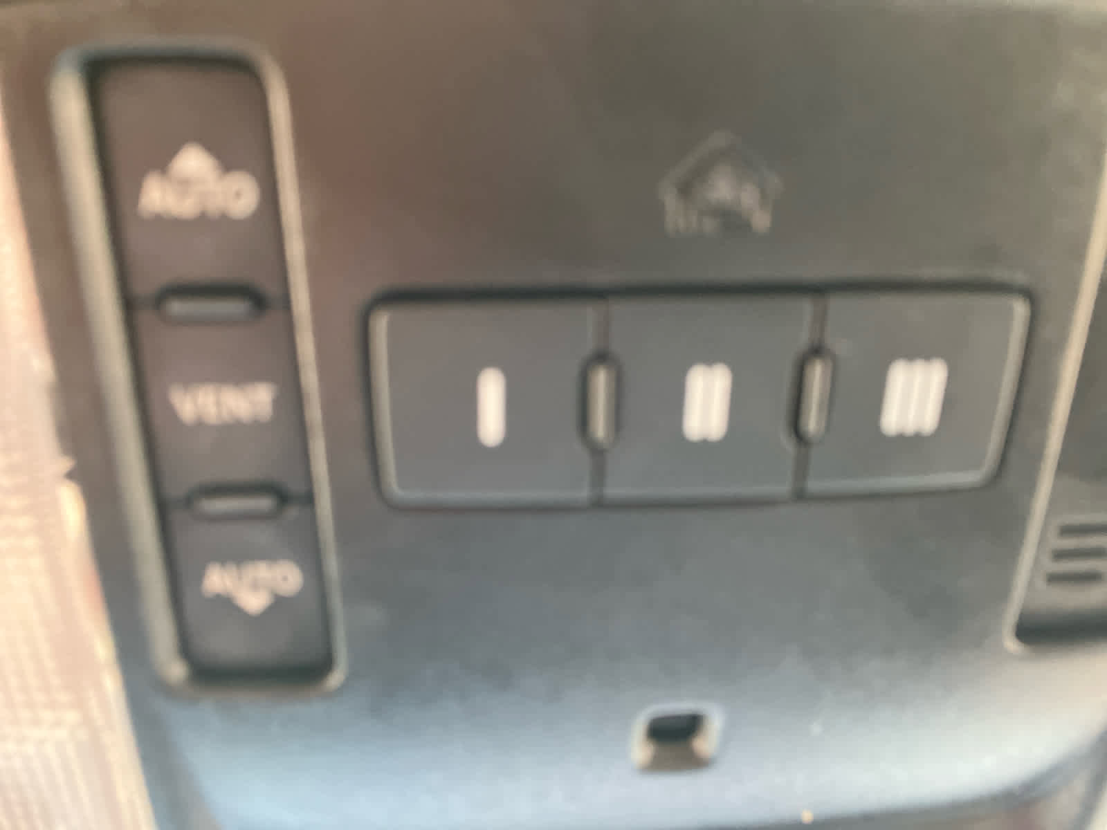 Used 2021 Jeep Grand Cherokee Limited image 20
