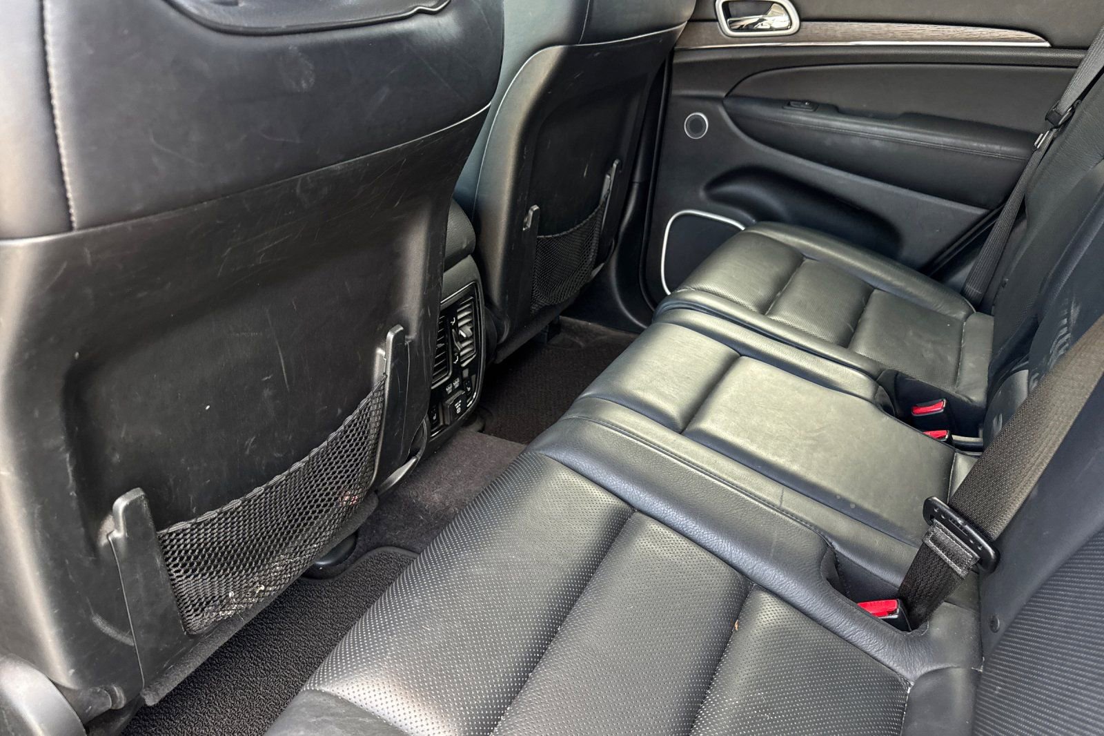 Used 2018 Jeep Grand Cherokee Summit w/ Platinum Series Group image 14