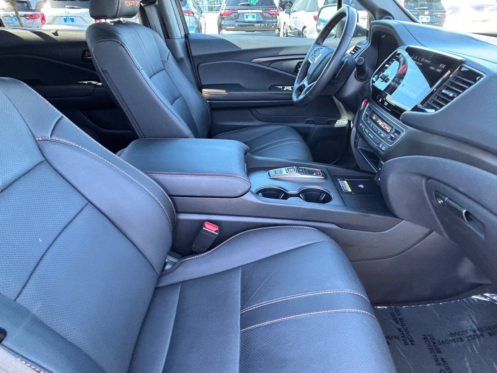 Certified 2025 Honda Passport TrailSport image 14