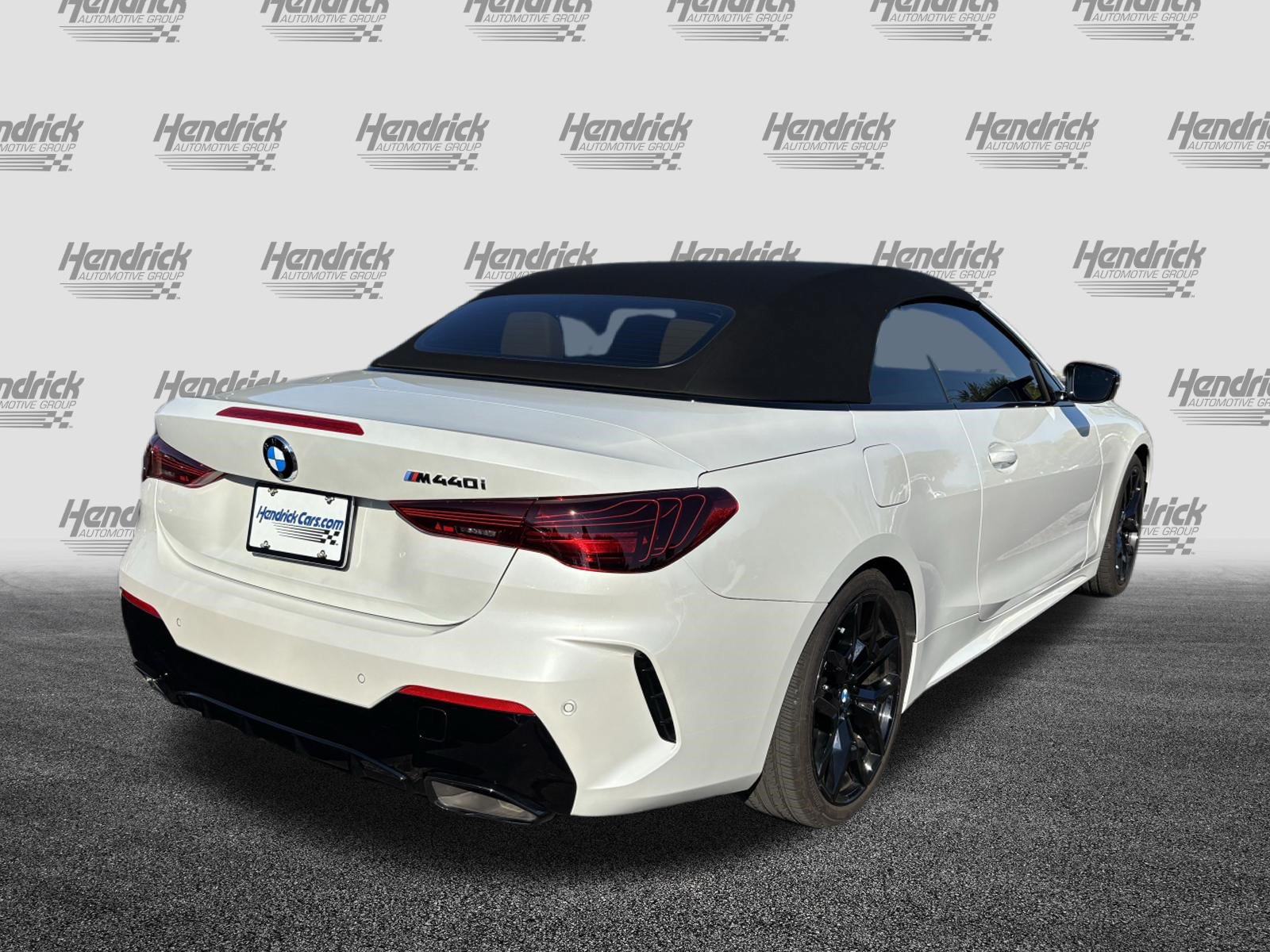 Certified 2025 BMW M440i Convertible w/ Premium Package RWD image 10
