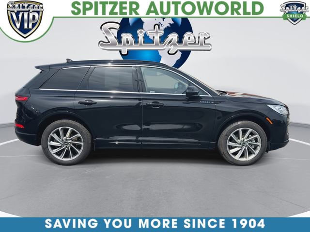 Used 2025 Lincoln Corsair Grand Touring w/ Equipment Group 301A image 10