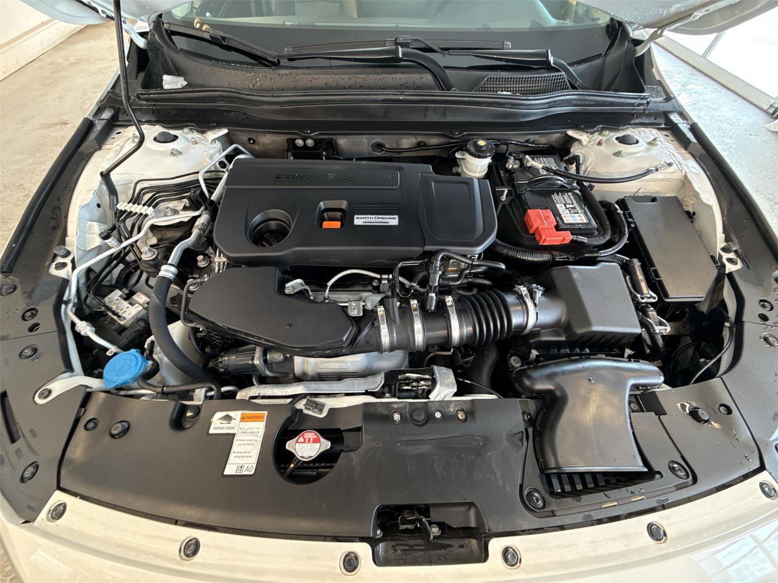 Used 2019 Honda Accord Touring image 18