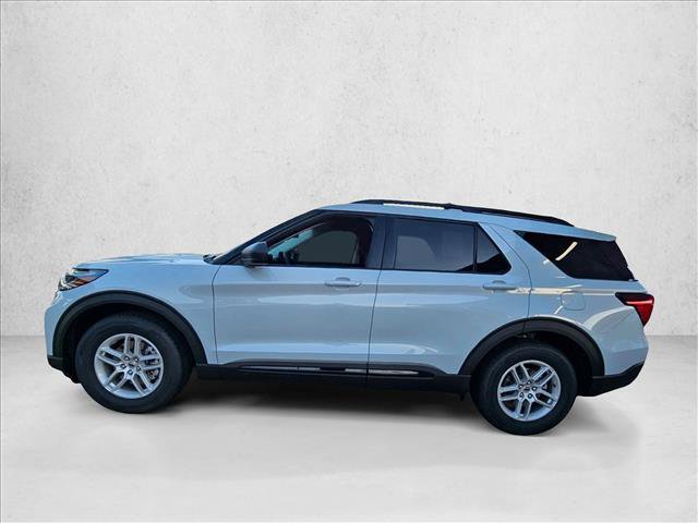 New 2026 Ford Explorer Active RWD image 5