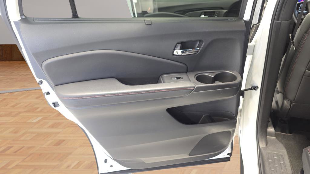 Used 2022 Honda Pilot Black Edition image 13