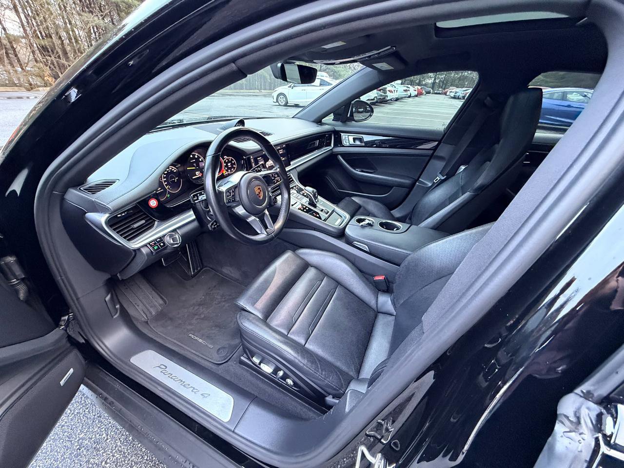 Used 2018 Porsche Panamera 4 AWD/4WD image 8