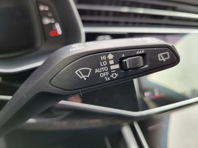 Used 2025 Audi Q8 Premium w/ Convenience Package image 35